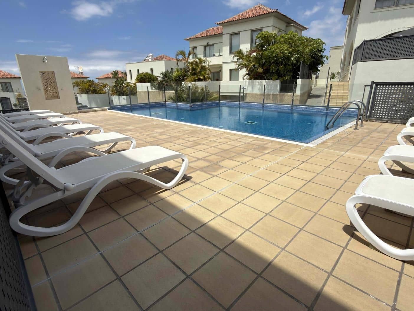 3 chambre Villa/Maison à vendre à Chayofa avec piscine garage - 749 000 € (Ref: 9828254)