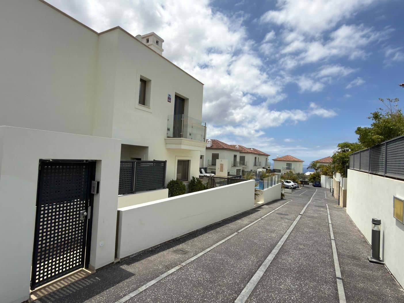 3 chambre Villa/Maison à vendre à Chayofa avec piscine garage - 749 000 € (Ref: 9828254)