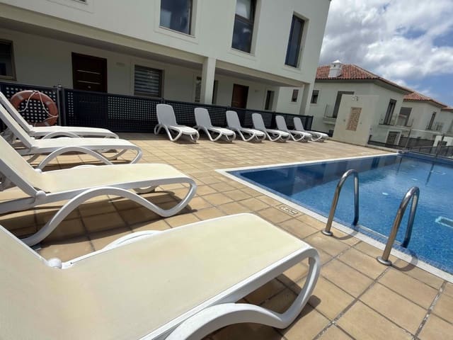 3 chambre Villa/Maison à vendre à Chayofa, Arona avec piscine garage - 749 000 € (Ref: 9828254)