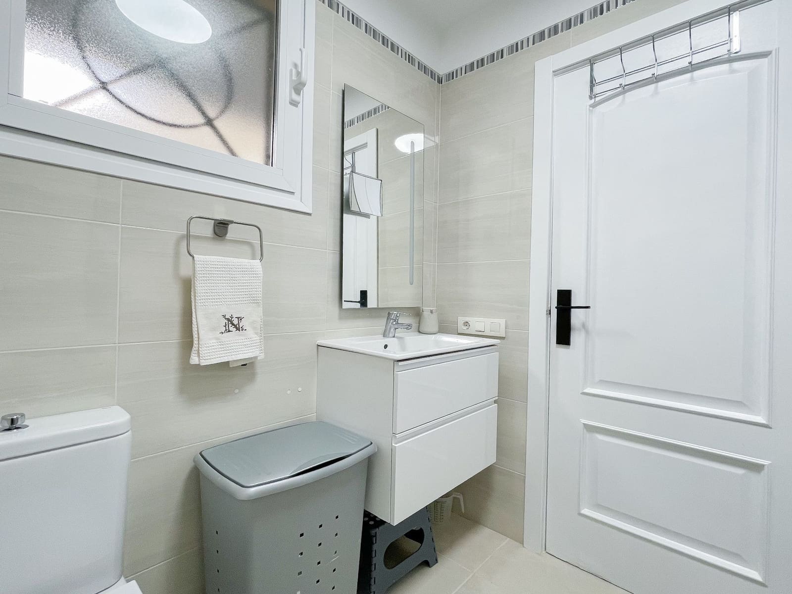 1 bedroom Apartment for sale in Los Cristianos with pool - € 359,000 (Ref: 9828255)