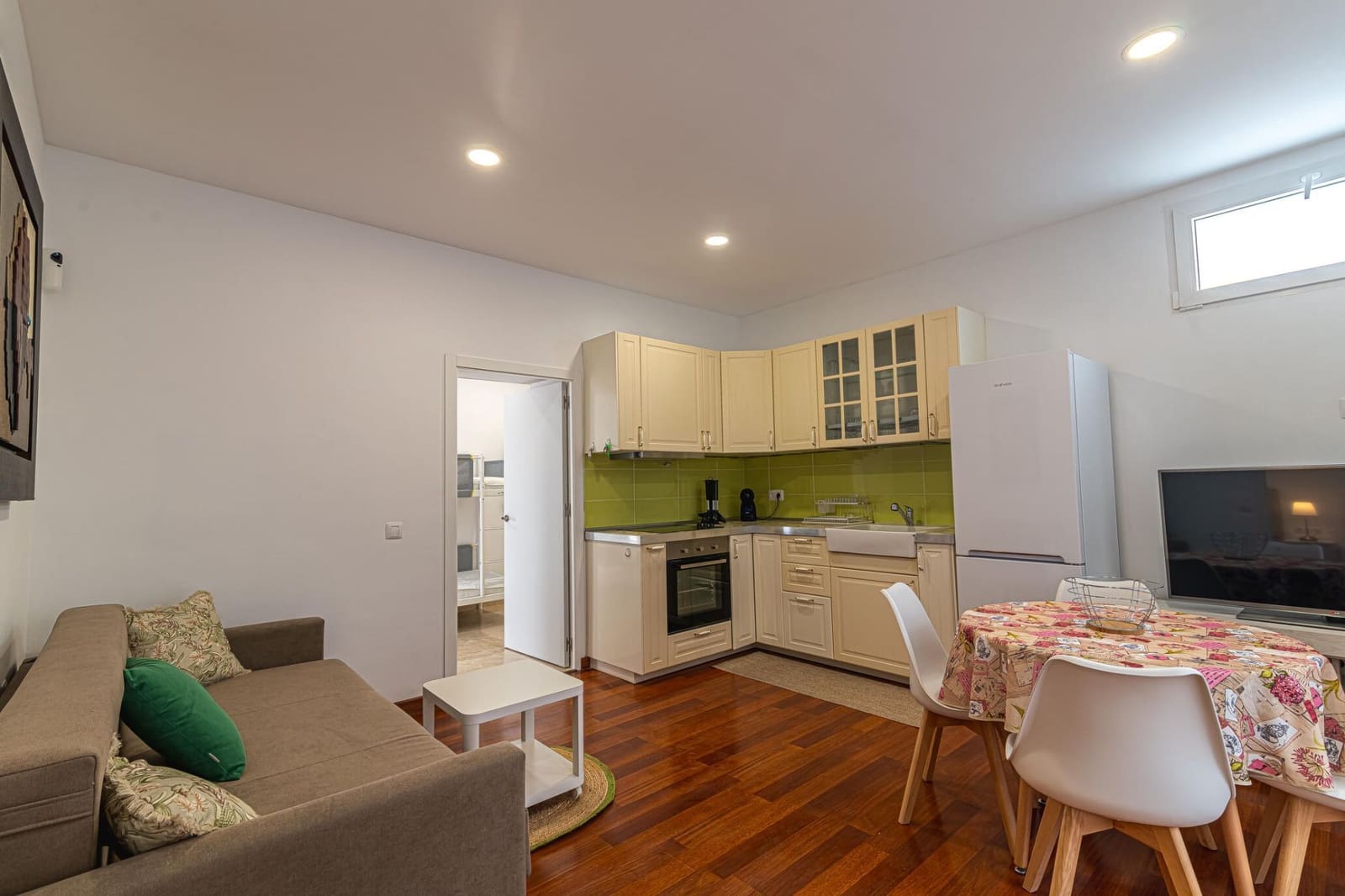 2 bedroom Apartment for sale in Arico - € 205,000 (Ref: 9828257)