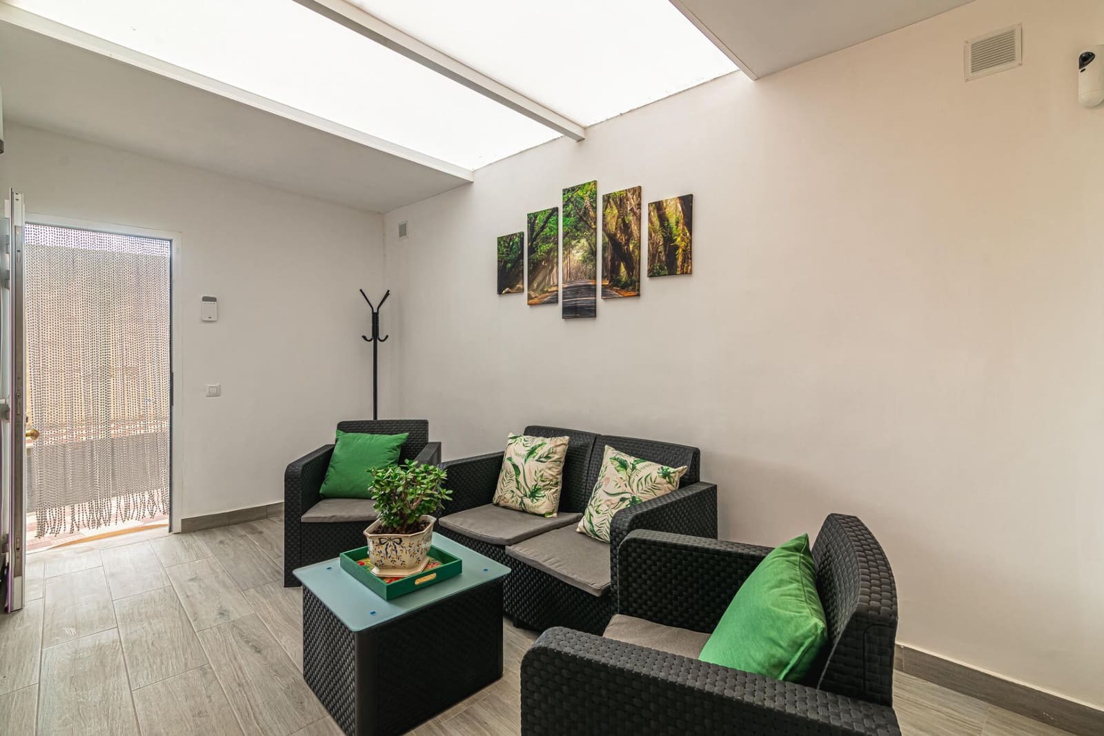 2 bedroom Apartment for sale in Arico - € 205,000 (Ref: 9828257)