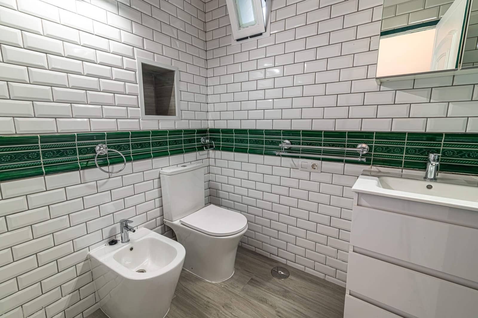 2 bedroom Apartment for sale in Arico - € 205,000 (Ref: 9828257)