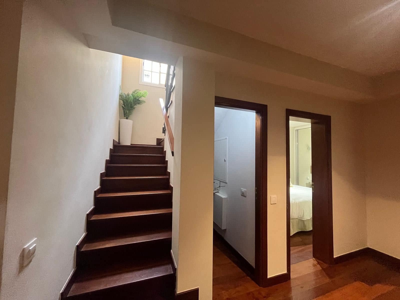 4 quarto Moradia para venda em El Madronal com piscina garagem - 1 599 000 € (Ref: 9830626)