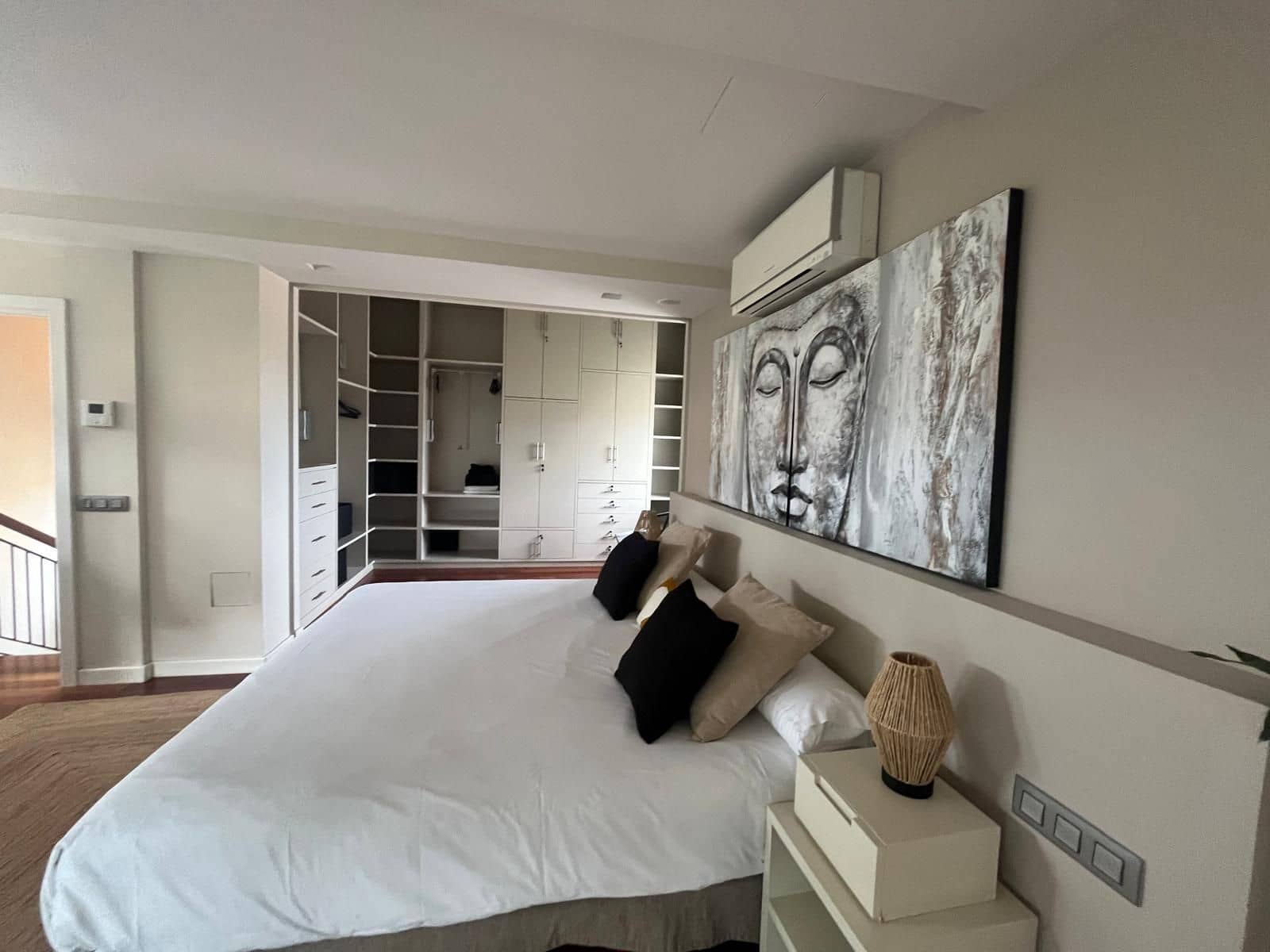 4 quarto Moradia para venda em El Madronal com piscina garagem - 1 599 000 € (Ref: 9830626)