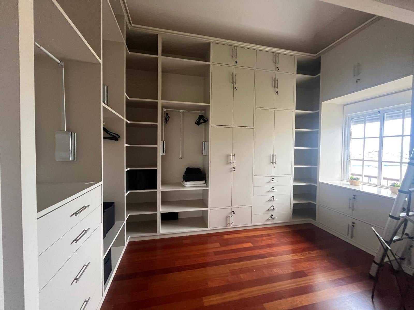4 quarto Moradia para venda em El Madronal com piscina garagem - 1 599 000 € (Ref: 9830626)