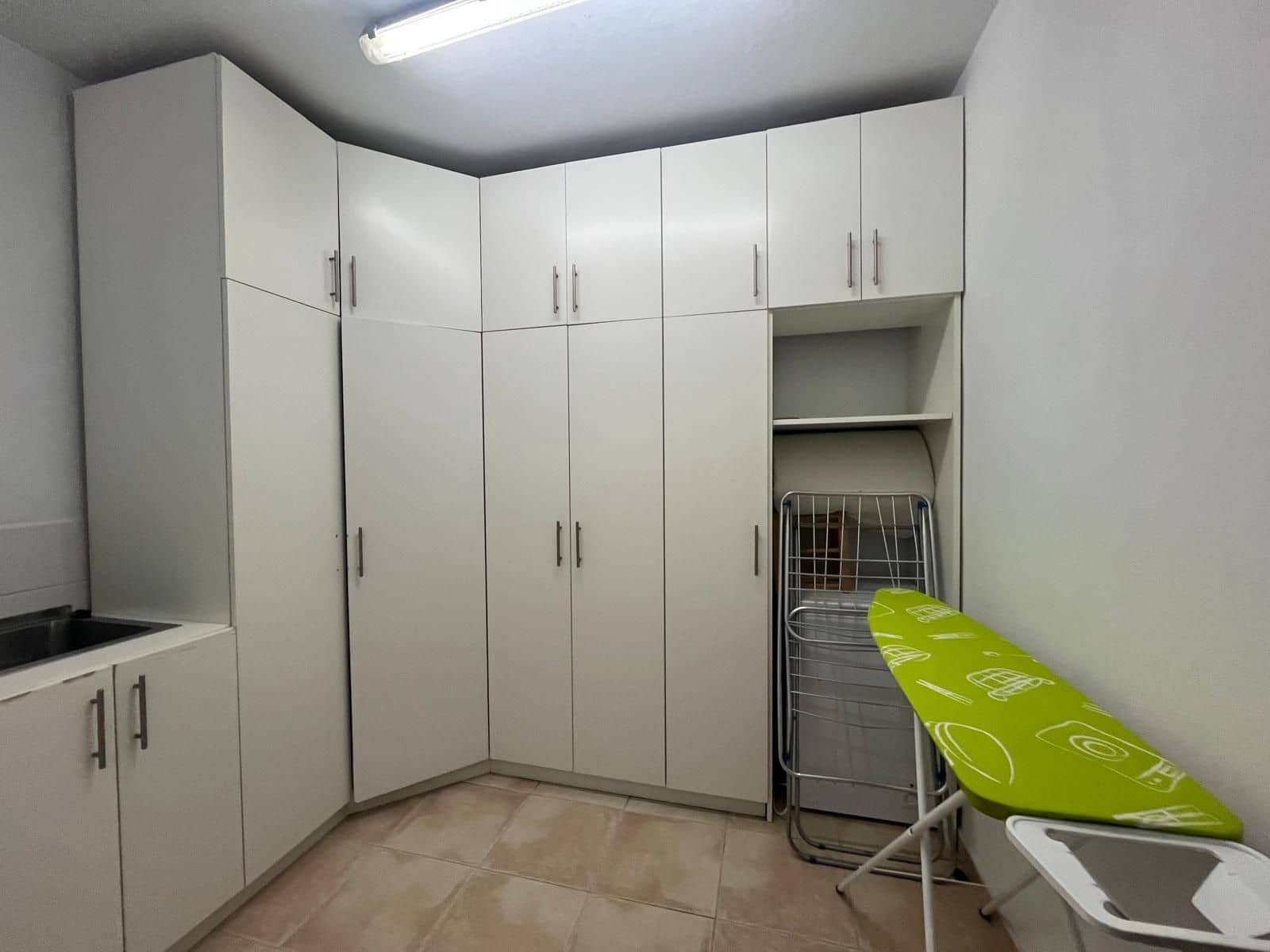 4 quarto Moradia para venda em El Madronal com piscina garagem - 1 599 000 € (Ref: 9830626)