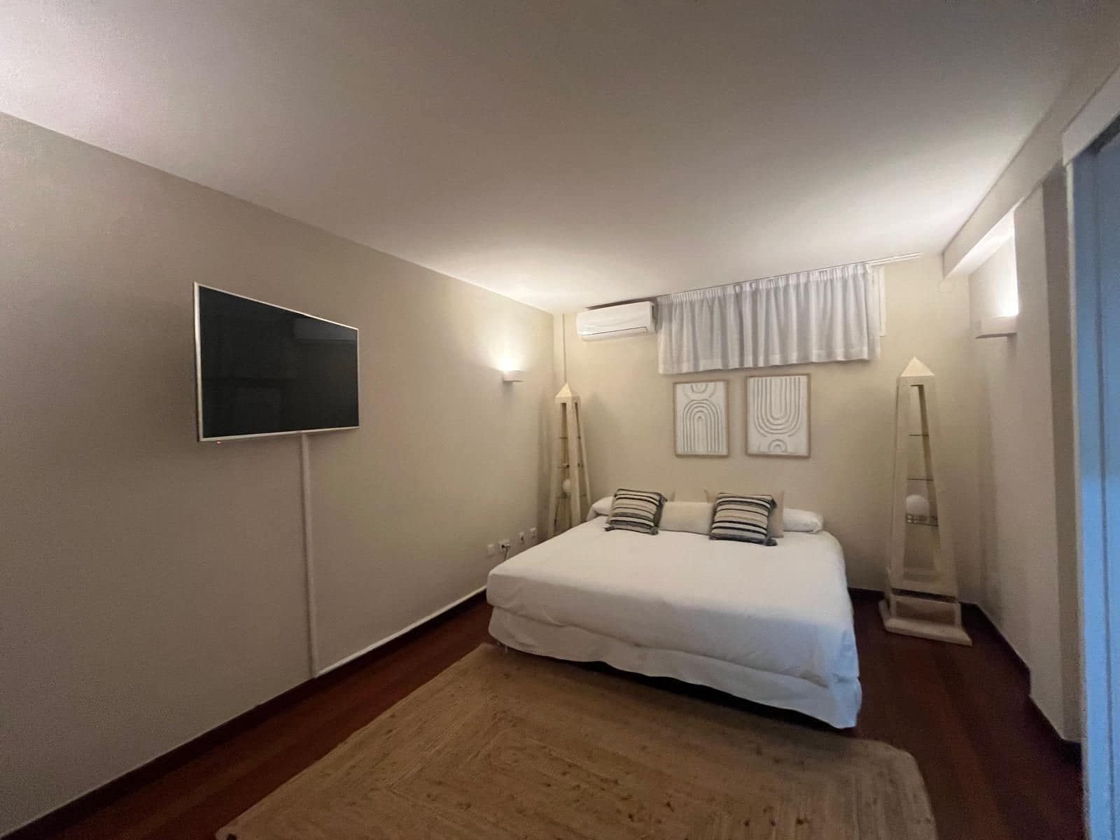 4 quarto Moradia para venda em El Madronal com piscina garagem - 1 599 000 € (Ref: 9830626)
