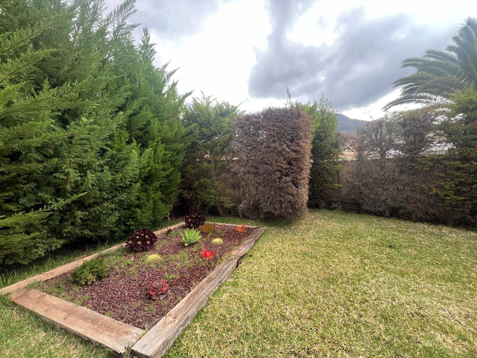 4 quarto Moradia para venda em El Madronal com piscina garagem - 1 599 000 € (Ref: 9830626)