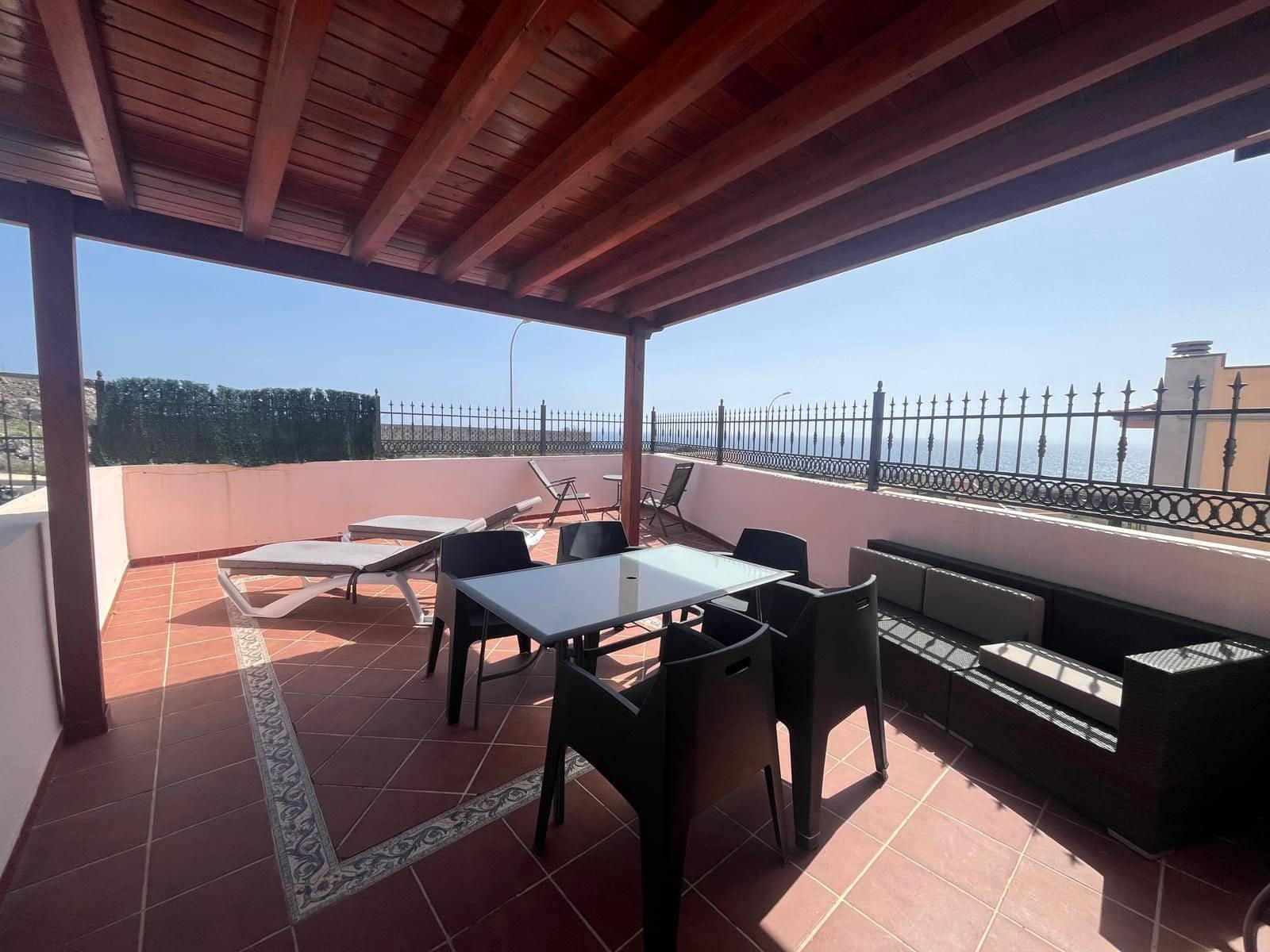 3 bedroom Villa for sale in Costa Adeje with pool - € 510,000 (Ref: 9830627)