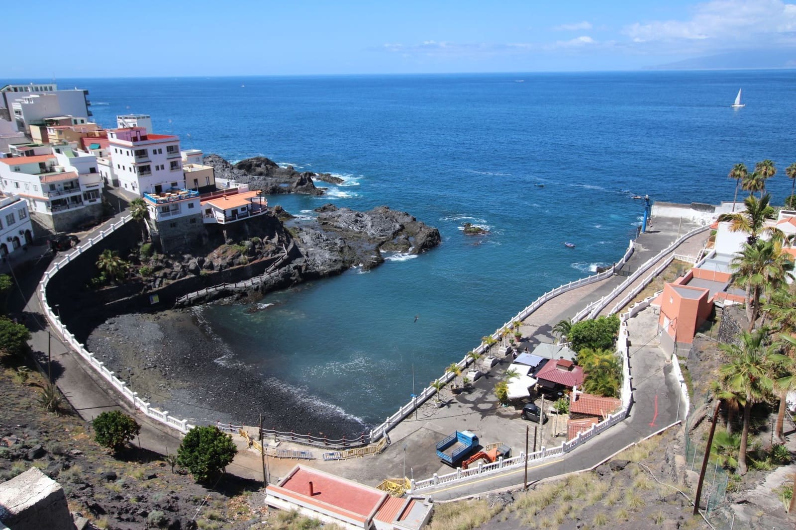 2 bedroom Apartment for sale in Puerto Santiago - € 295,000 (Ref: 9833224)