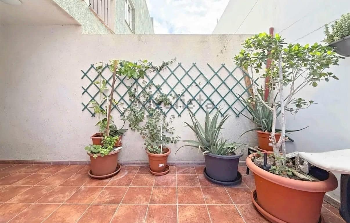 2 bedroom Apartment for sale in Las Chafiras (San Miguel) with garage - € 199,000 (Ref: 9835170)