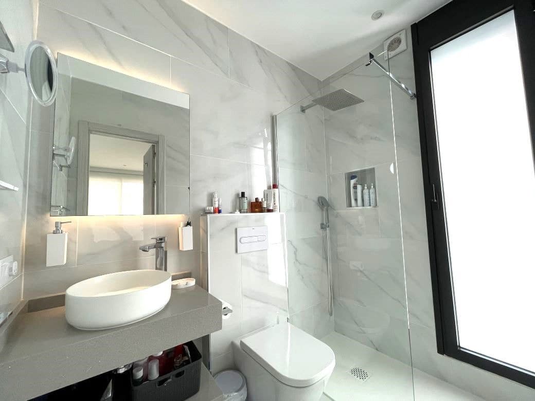 3 sypialnia Willa na sprzedaż w Costa Adeje z basenem garażem - 1 795 000 € (Ref: 9835171)