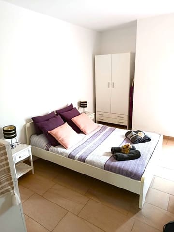 Apartamento de 1 habitación en Los Cristianos, Arona en venta con piscina - 299.000 € (Ref: 9838880)