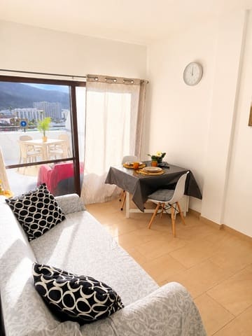Apartamento de 1 habitación en Los Cristianos, Arona en venta con piscina - 299.000 € (Ref: 9838880)