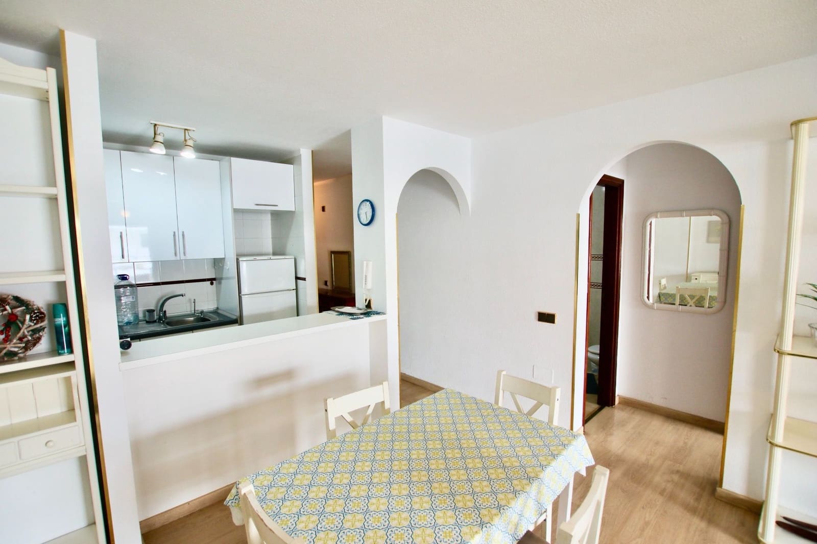 Apartamento de 2 habitaciones en Los Cristianos en venta - 430.000 € (Ref: 9838881)