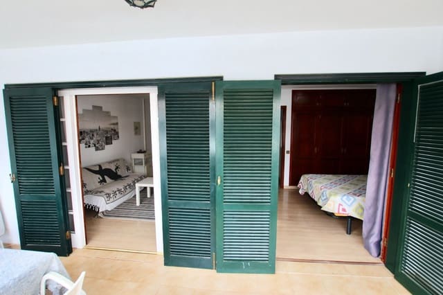 Apartamento de 2 habitaciones en Los Cristianos, Arona en venta - 430.000 € (Ref: 9838881)