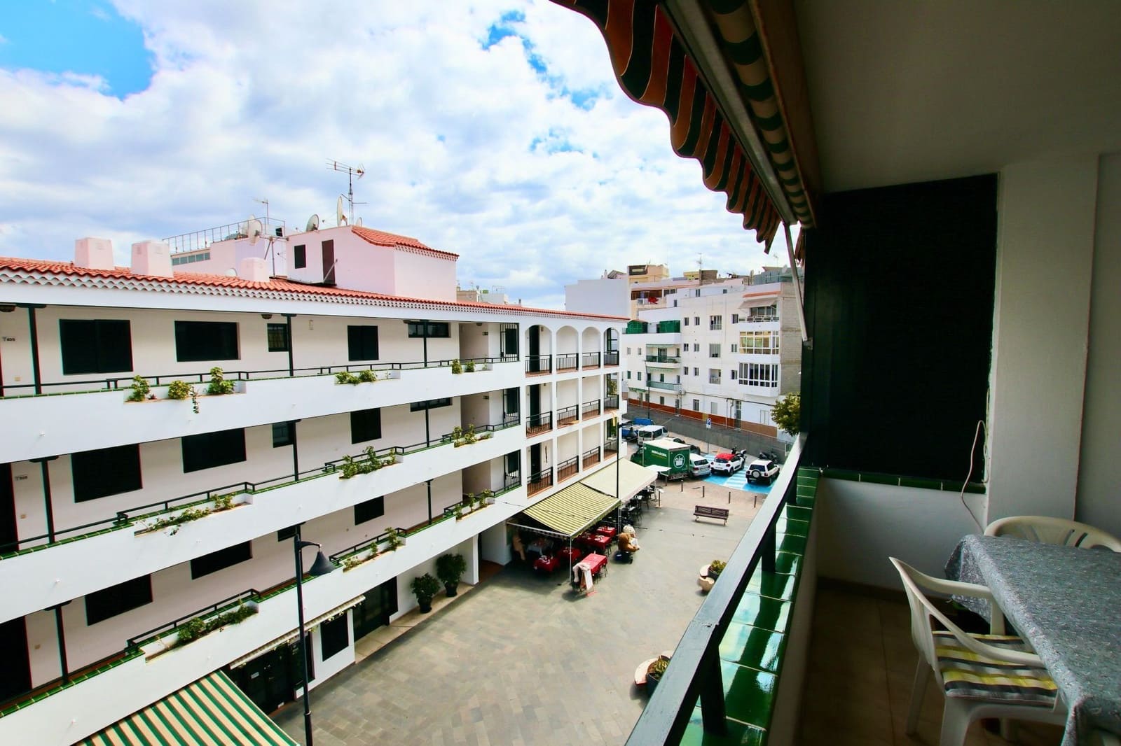 Apartamento de 2 habitaciones en Los Cristianos en venta - 430.000 € (Ref: 9838881)