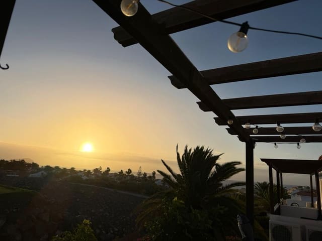 2 sypialnia Willa na sprzedaż w Golf del Sur, San Miguel de Abona z basenem - 350 000 € (Ref: 9842115)
