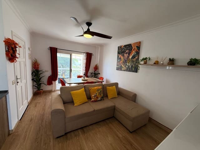 2 sypialnia Willa na sprzedaż w Golf del Sur, San Miguel de Abona z basenem - 350 000 € (Ref: 9842115)
