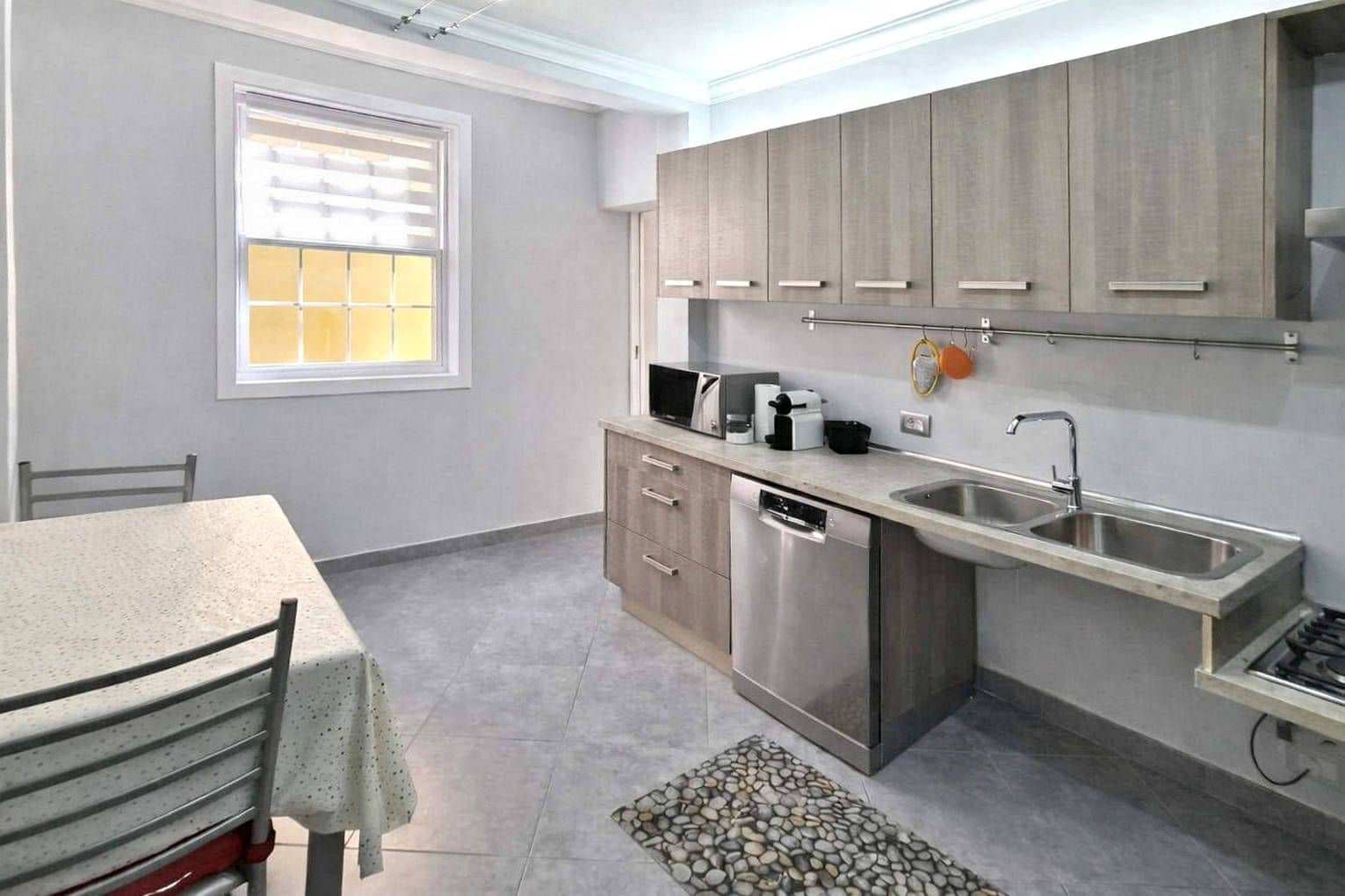 4 bedroom Semi-detached Villa for sale in Las Rosas (Las Galletas) with garage - € 478,000 (Ref: 9848986)