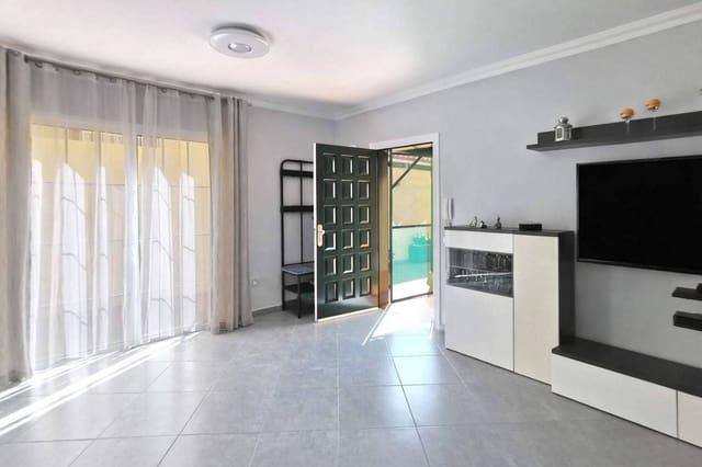 Pareado de 4 habitaciones en Las Rosas (Las Galletas), Arona en venta con garaje - 478.000 € (Ref: 9848986)