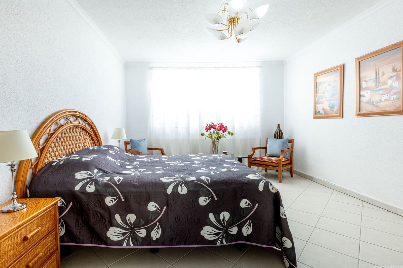 3 slaapkamer Villa te koop in Los Cristianos met zwembad garage - € 950.000 (Ref: 9854889)