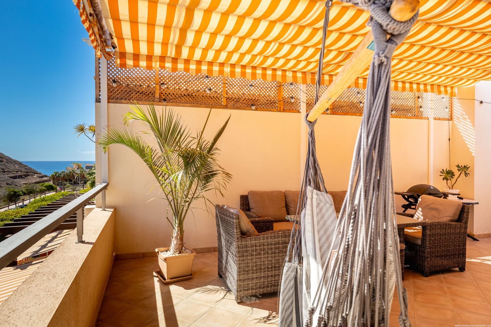 3 slaapkamer Villa te koop in Los Cristianos met zwembad garage - € 950.000 (Ref: 9854889)