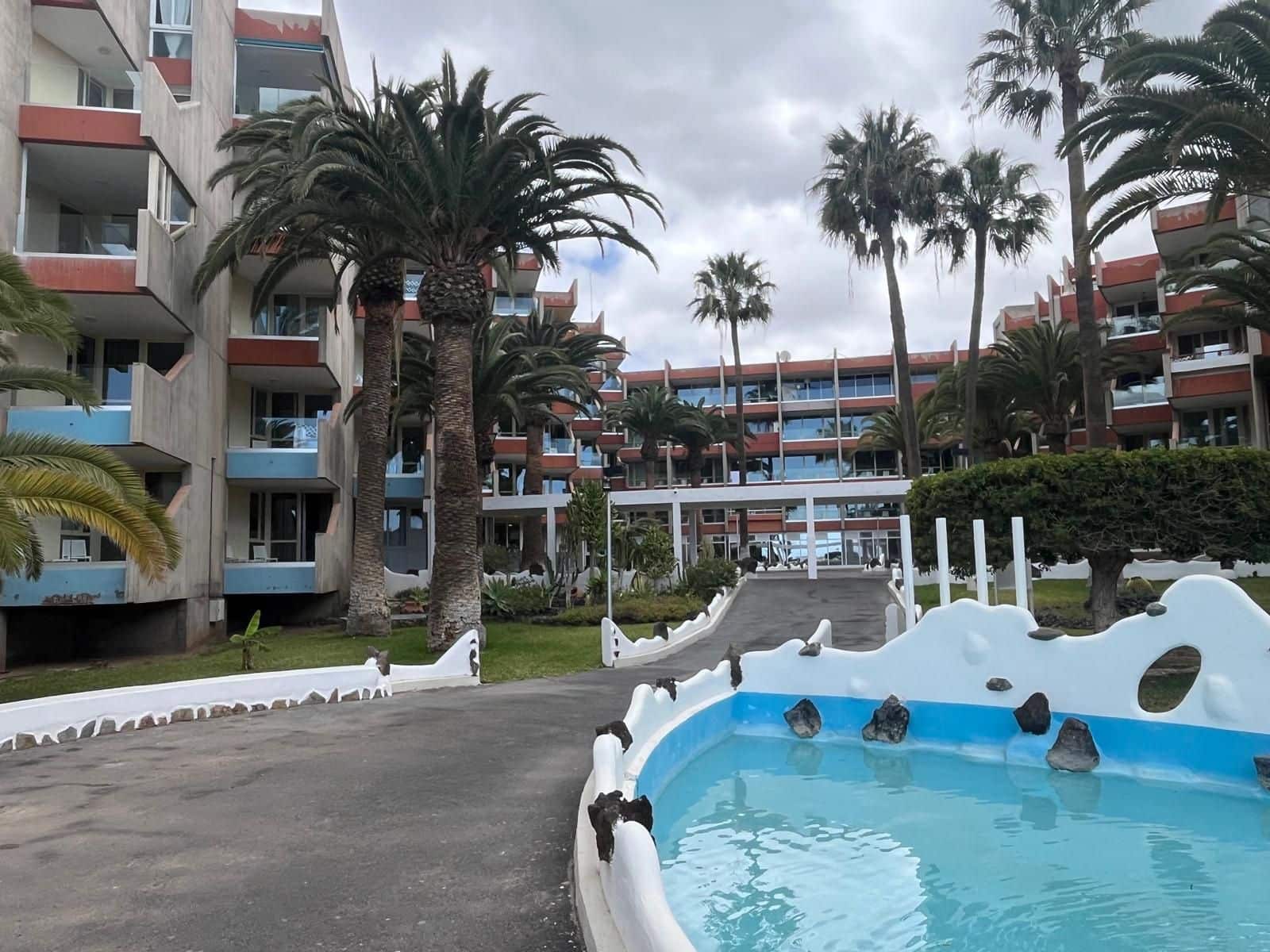 1 soveværelse Lejlighed til salg i Las Galletas med swimmingpool - € 250.000 (Ref: 9861517)