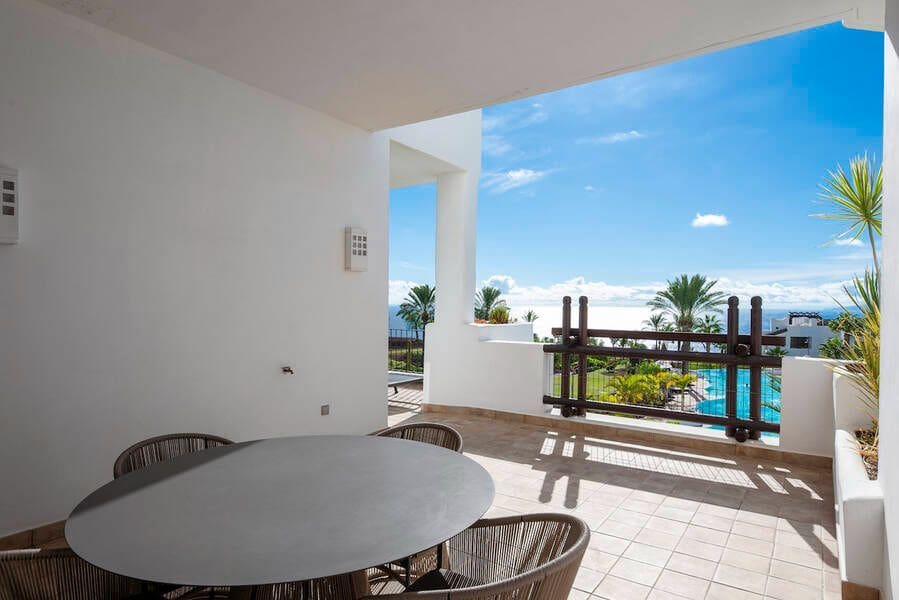2 soveværelse Lejlighed til salg i Guia de Isora med swimmingpool garage - € 798.000 (Ref: 9861519)