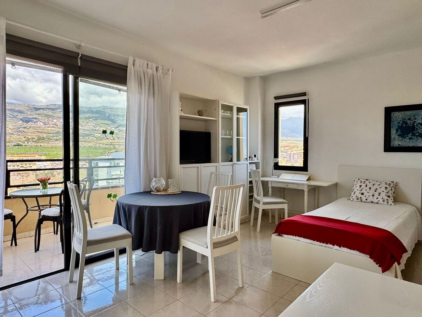 Apartment for sale in Costa Adeje with pool - € 230,000 (Ref: 9861520)