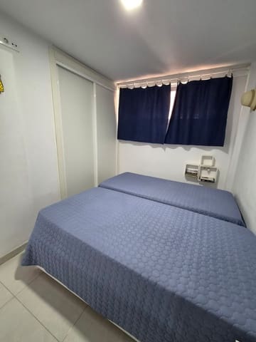 1 chambre Appartement à vendre à Playa de las Americas, Arona avec piscine - 285 000 € (Ref: 9864014)