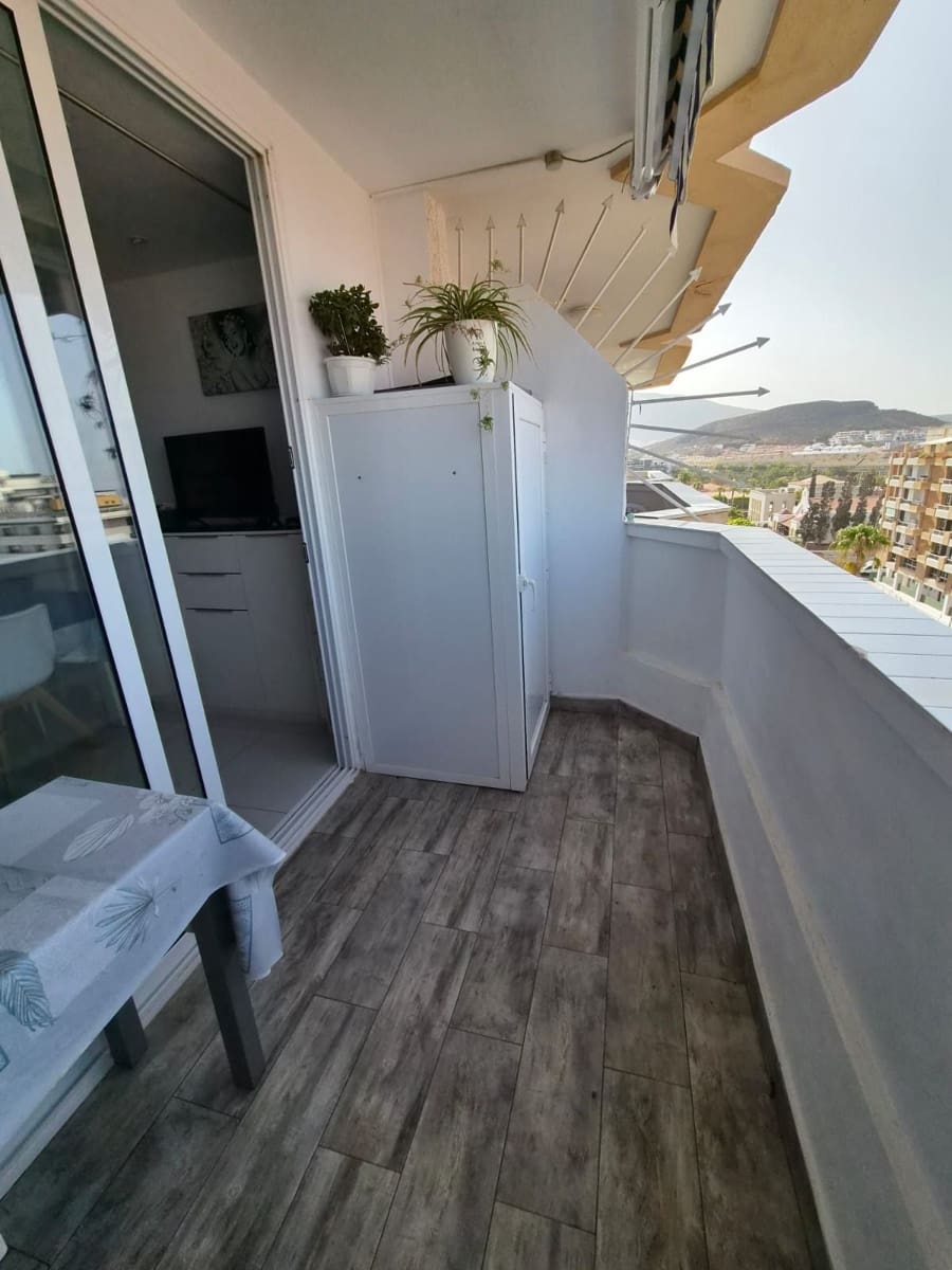 1 chambre Appartement à vendre à Playa de las Americas avec piscine - 285 000 € (Ref: 9864014)