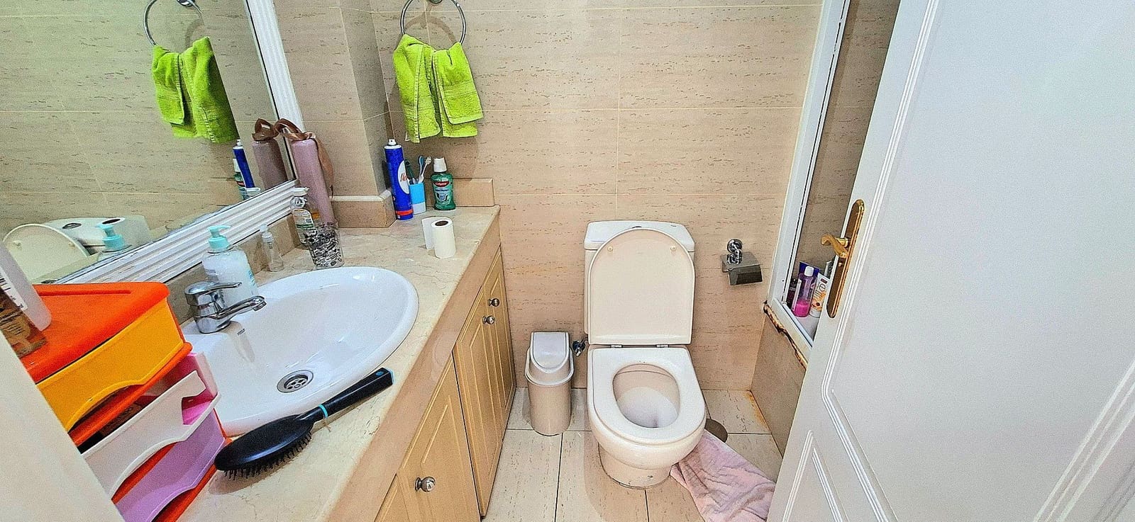 3 soveværelse Semi-Rækkehus til salg i Arona med swimmingpool garage - € 650.000 (Ref: 9864016)
