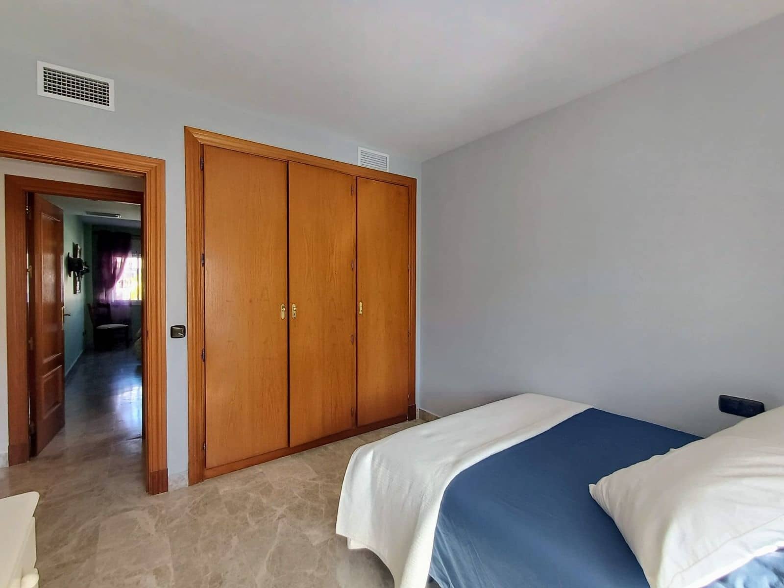 3 sypialnia Apartament na sprzedaż w Los Cristianos z basenem garażem - 619 000 € (Ref: 9866456)