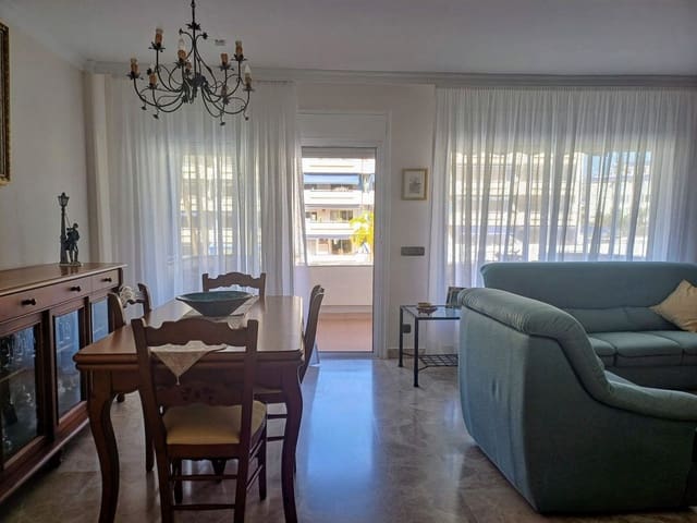 3 sypialnia Apartament na sprzedaż w Los Cristianos, Arona z basenem garażem - 619 000 € (Ref: 9866456)