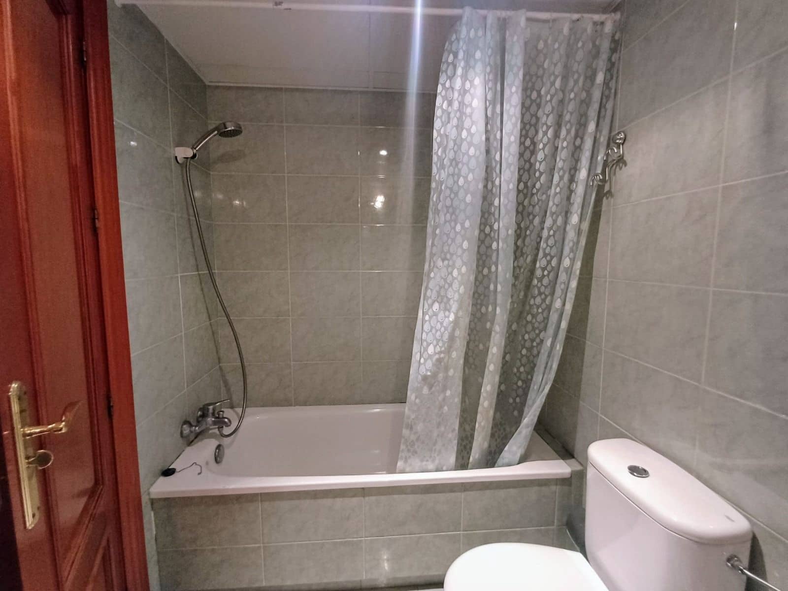 3 sypialnia Apartament na sprzedaż w Los Cristianos z basenem garażem - 619 000 € (Ref: 9866456)