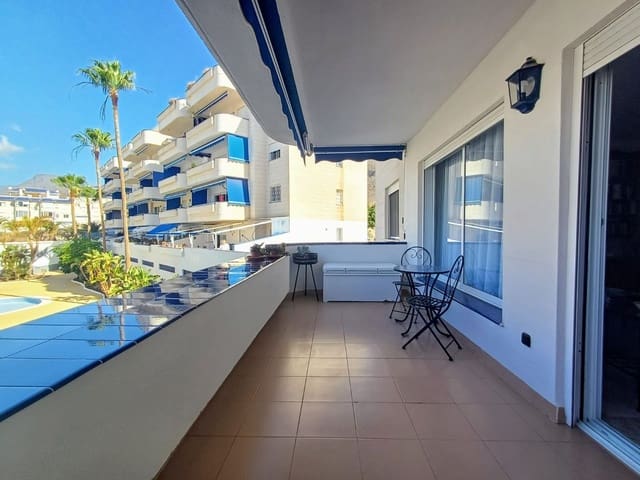 3 sypialnia Apartament na sprzedaż w Los Cristianos, Arona z basenem garażem - 619 000 € (Ref: 9866456)