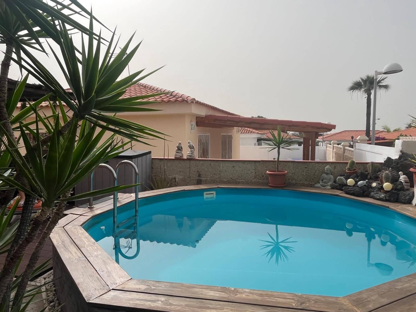 3 sovrum Bungalow till salu i Costa Adeje med pool - 549 000 € (Ref: 9872936)