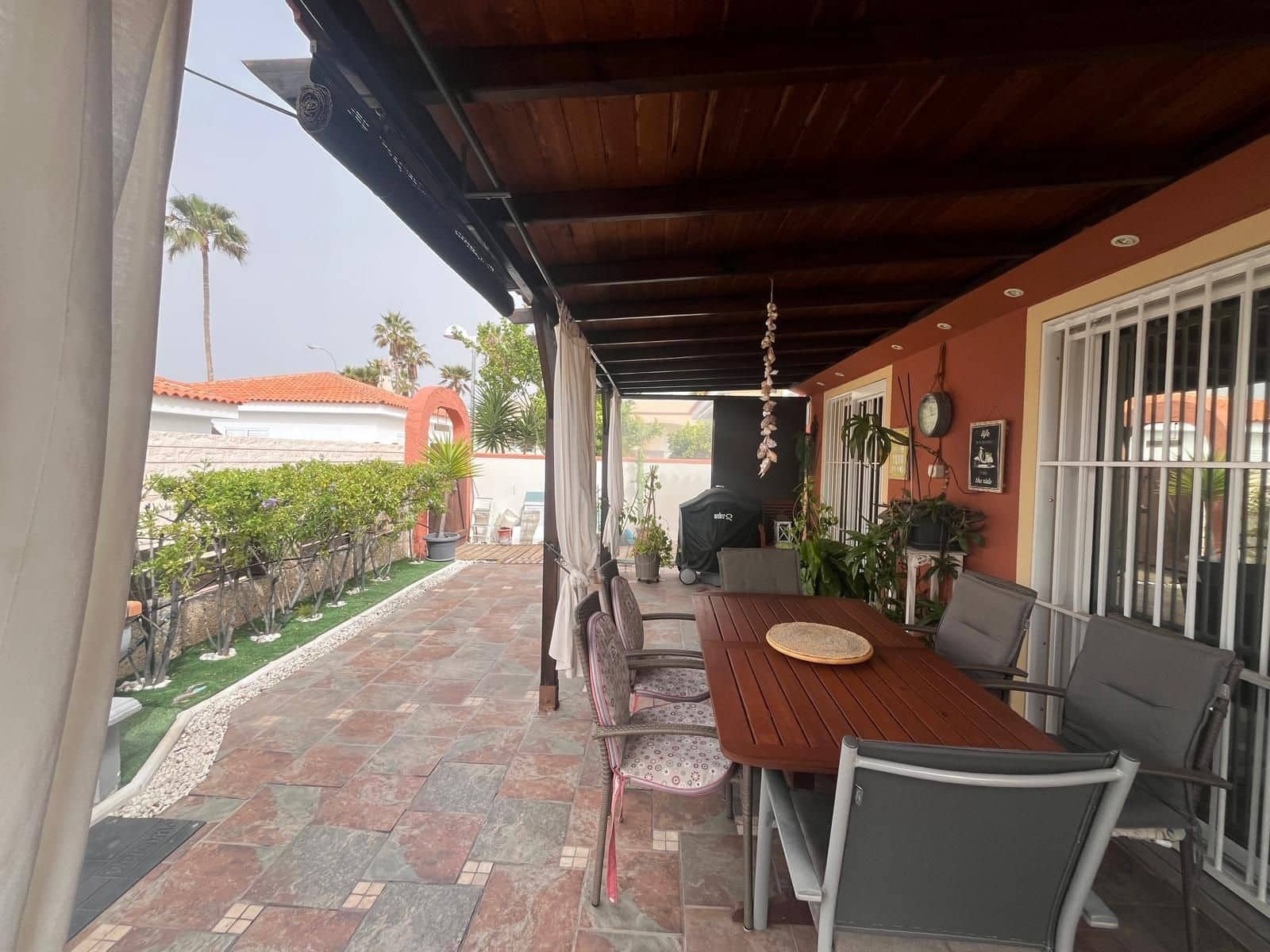 3 sovrum Bungalow till salu i Costa Adeje med pool - 549 000 € (Ref: 9872936)