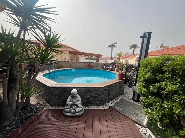 3 sypialnia Bungalow na sprzedaż w Costa Adeje, Adeje z basenem - 549 000 € (Ref: 9872936)