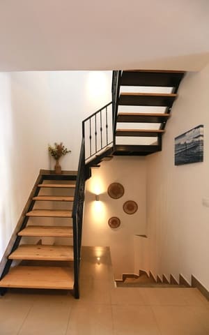 4 slaapkamer Villa te koop in San Miguel de Abona met zwembad garage - € 299.000 (Ref: 9875650)