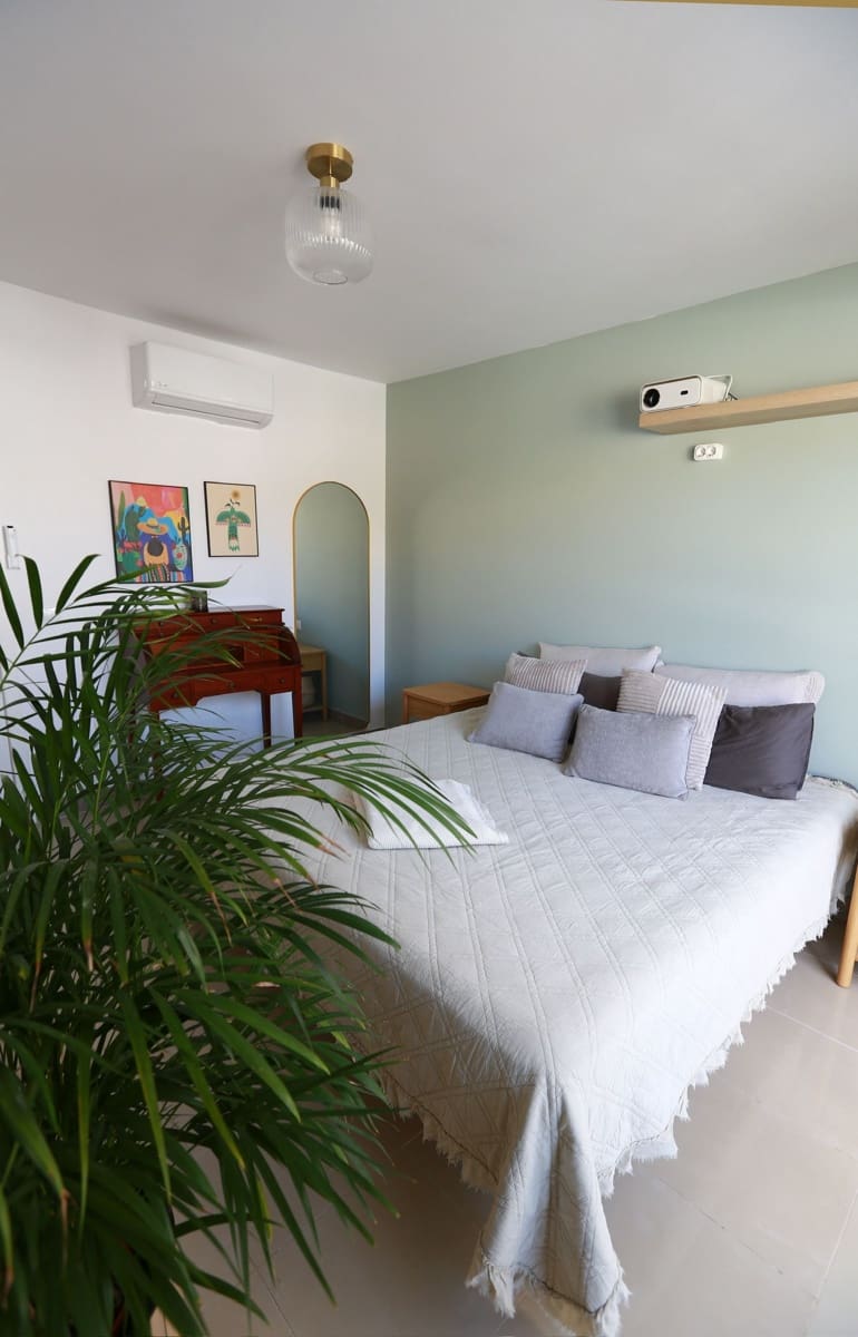 4 bedroom Villa for sale in San Miguel de Abona with pool garage - € 299,000 (Ref: 9875650)
