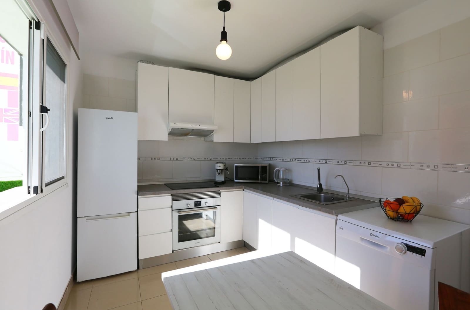 4 bedroom Villa for sale in San Miguel de Abona with pool garage - € 299,000 (Ref: 9875650)