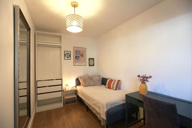 4 slaapkamer Villa te koop in San Miguel de Abona met zwembad garage - € 299.000 (Ref: 9875650)