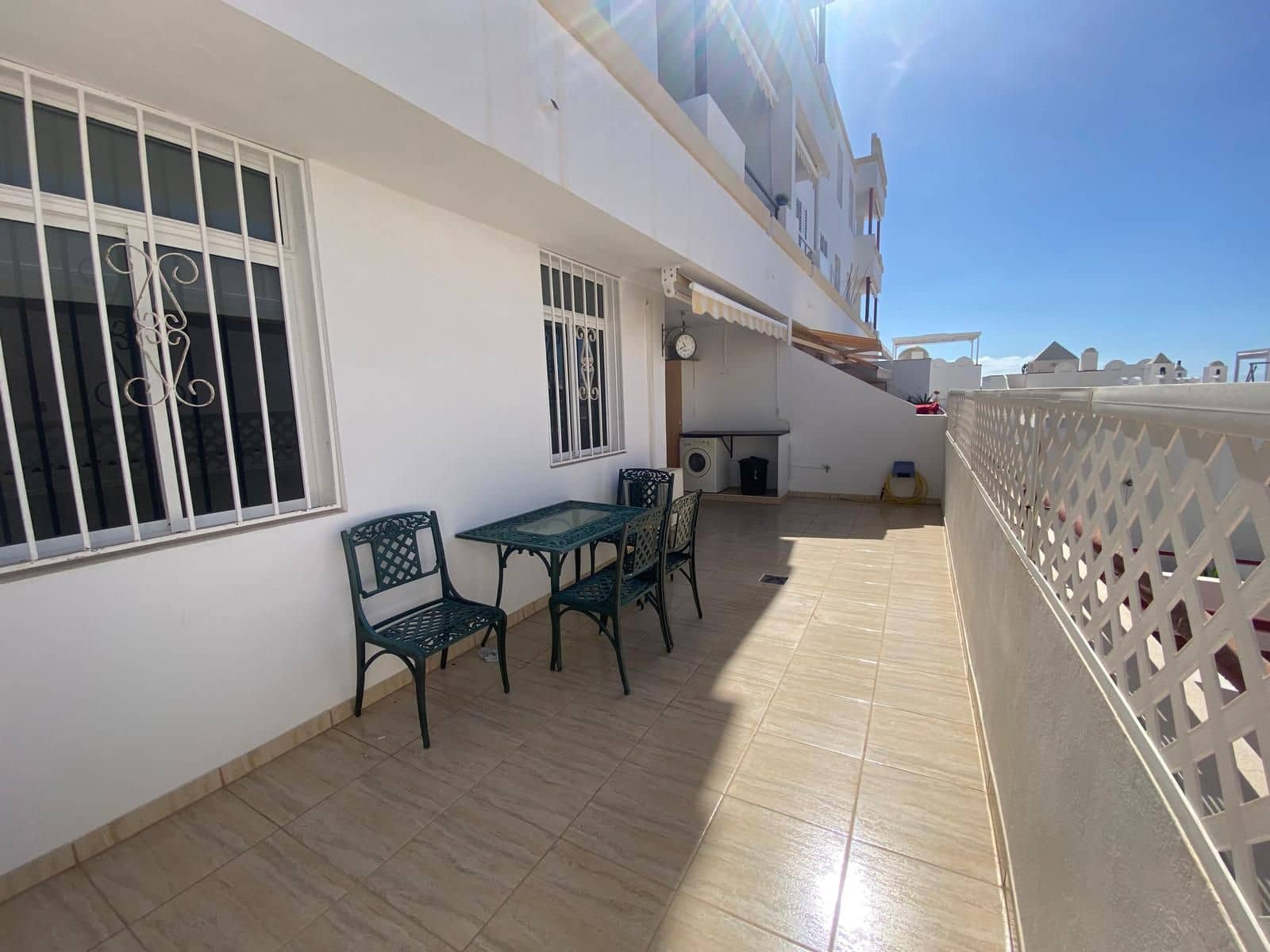 2 bedroom Apartment for sale in Costa Adeje with pool garage - € 285,000 (Ref: 9875651)