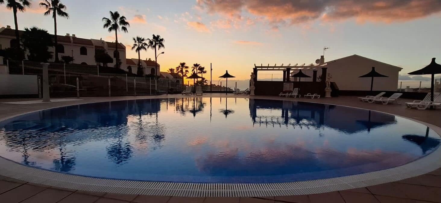 2 chambre Appartement à vendre à Costa Adeje avec piscine - 315 000 € (Ref: 9895743)