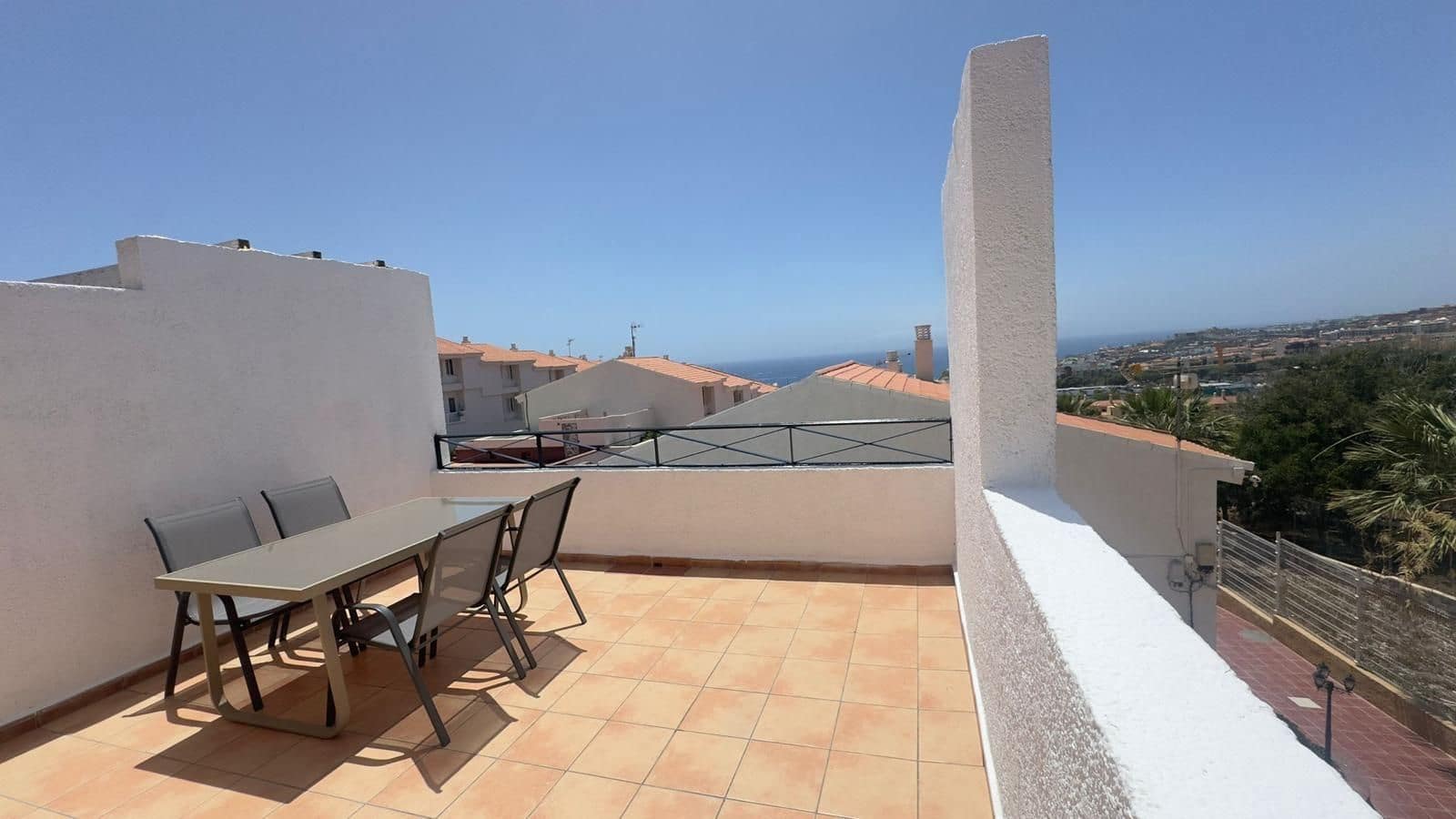 2 chambre Appartement à vendre à Costa Adeje avec piscine - 315 000 € (Ref: 9895743)