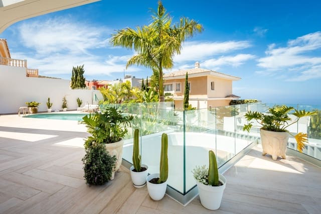 5 Zimmer Villa zu verkaufen in Torviscas, Adeje mit Garage - 1.990.000 € (Ref: 9912490)