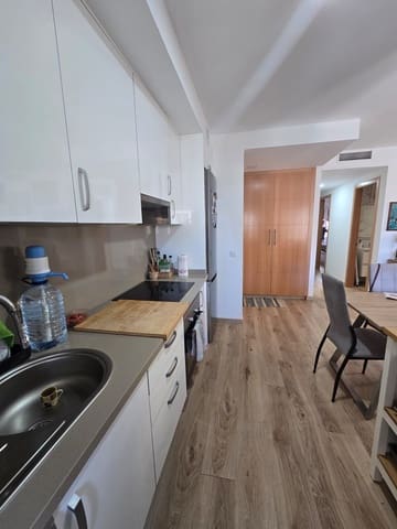 2 makuuhuone Huoneisto myytävänä paikassa Las Rosas (Las Galletas), Arona mukana uima-altaan 
autotalli - 350 000 € (Ref: 9912491)
